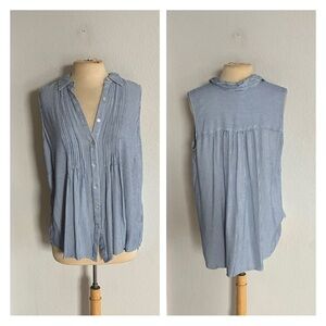 Jane & Delancey sleeveless button down